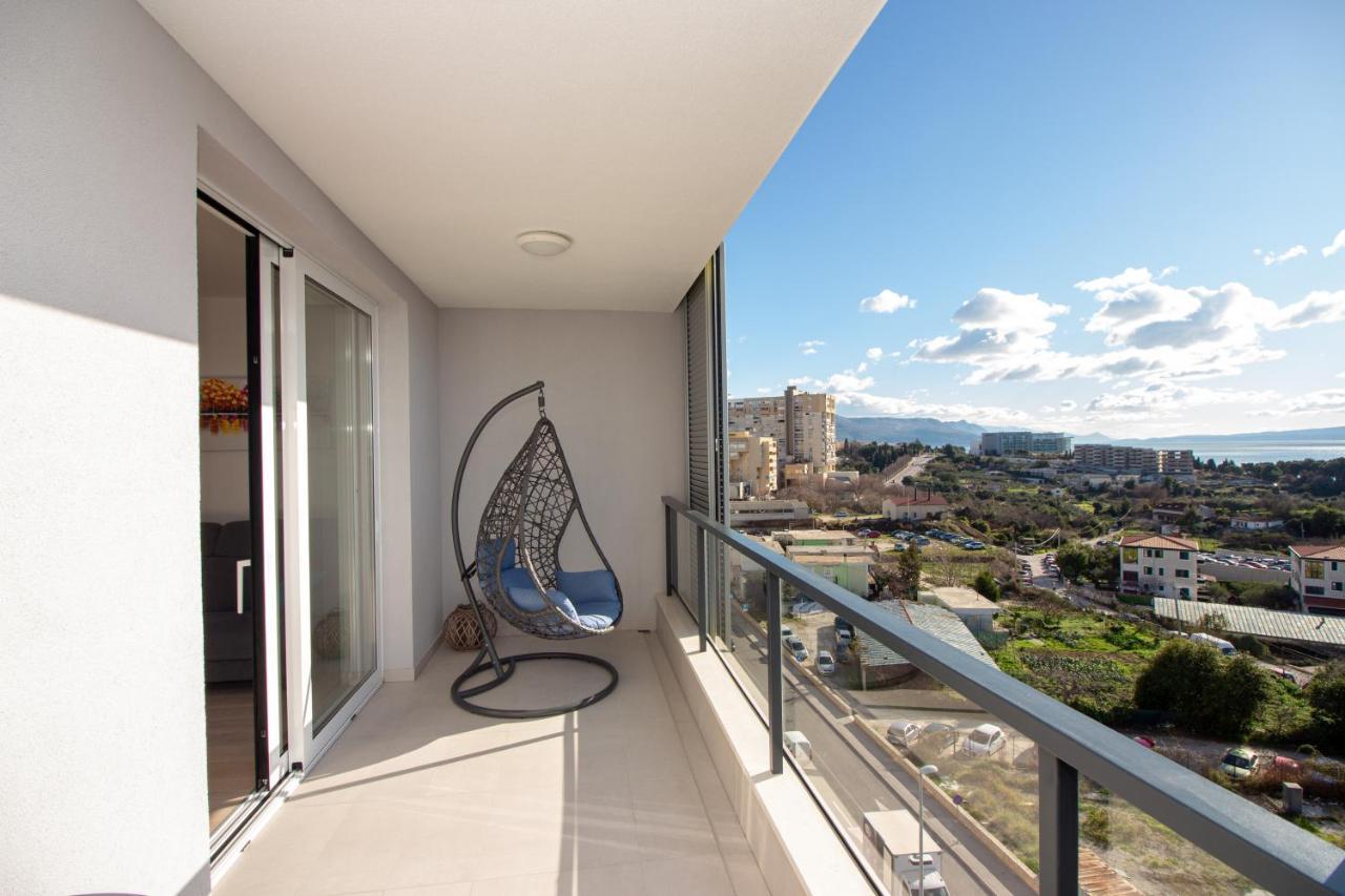 Sky Di Mare - Free Private Garage Apartment Split Exterior photo